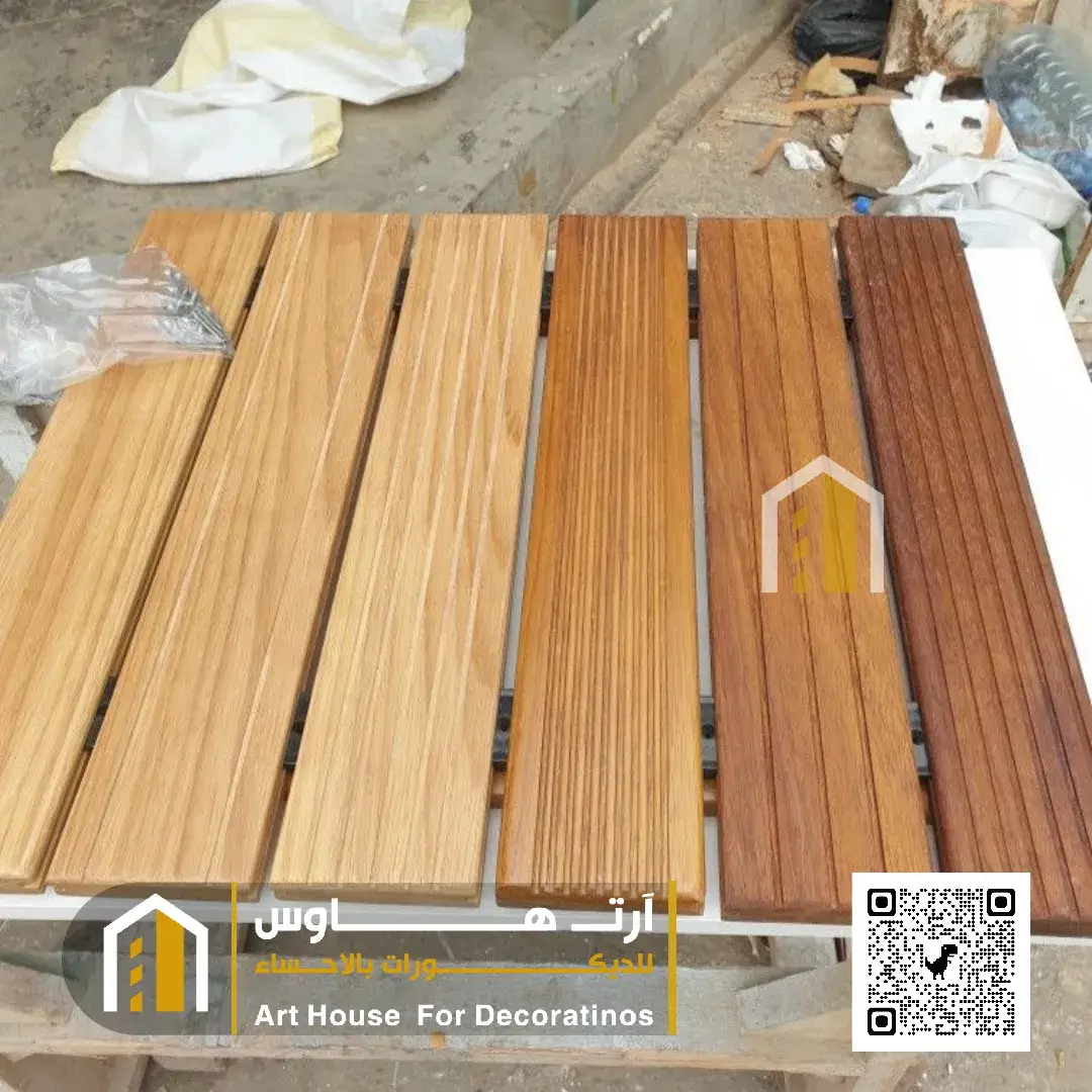 تركيب الاخشاب الطبيعي في حي الجفر الاحساء